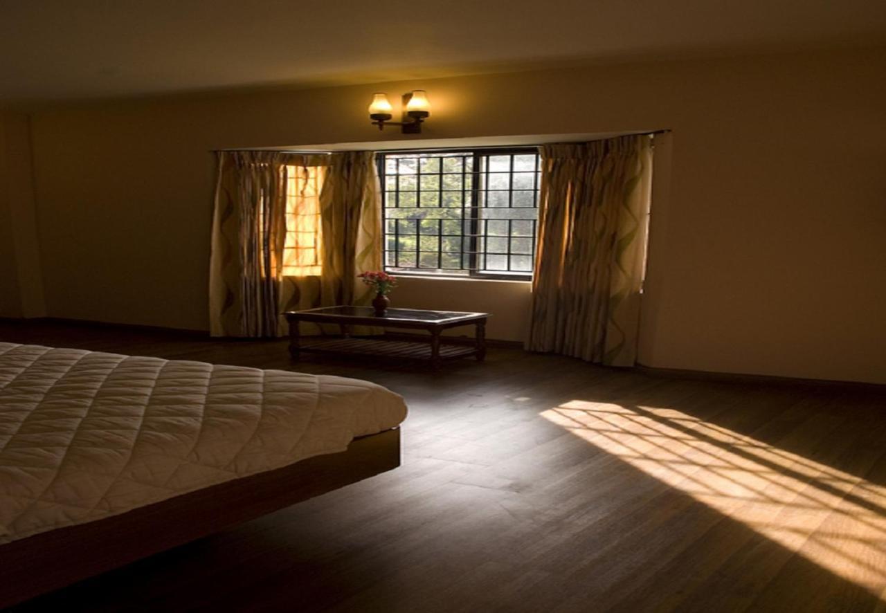 Hotel Blue Bird Ooty Eksteriør billede