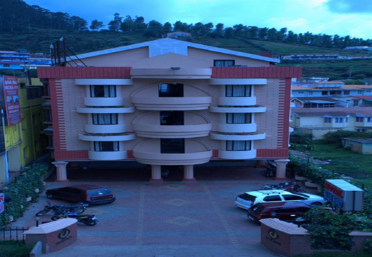 Hotel Blue Bird Ooty Eksteriør billede