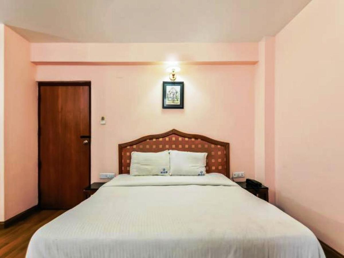 Hotel Blue Bird Ooty Eksteriør billede